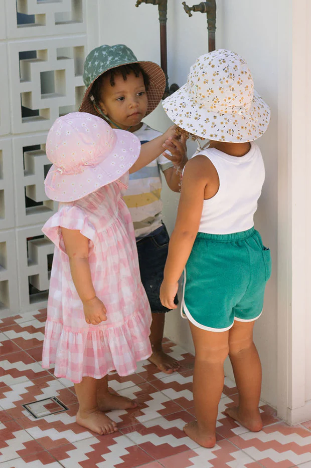 Girls Daisy Fields Wide Brim Swim Hat - Image 4
