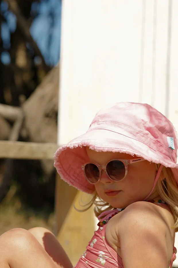 Girls Frayed Bucket Hat - Image 4