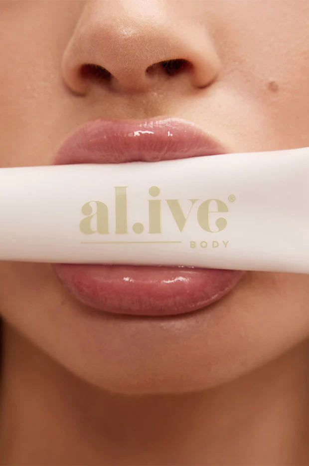 Lychee Blush Tinted Lip Butter 15ml - Image 5