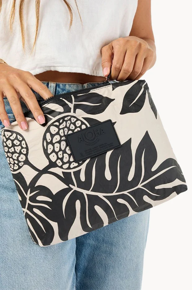Holomua Mid Pouch - Image 2