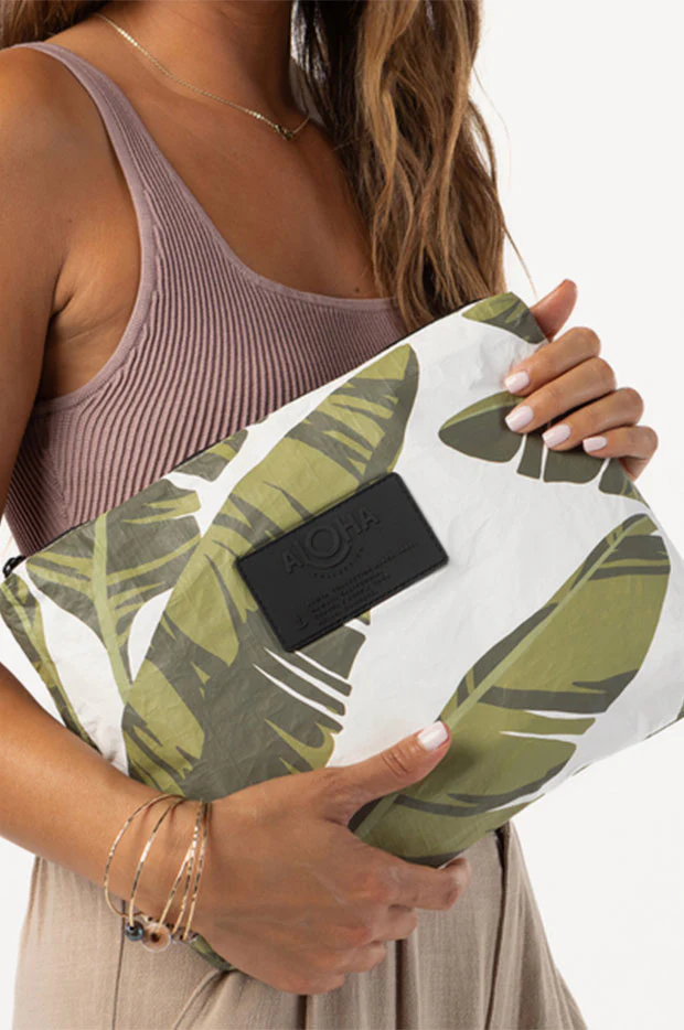 Lu'au Mid Pouch - Image 2