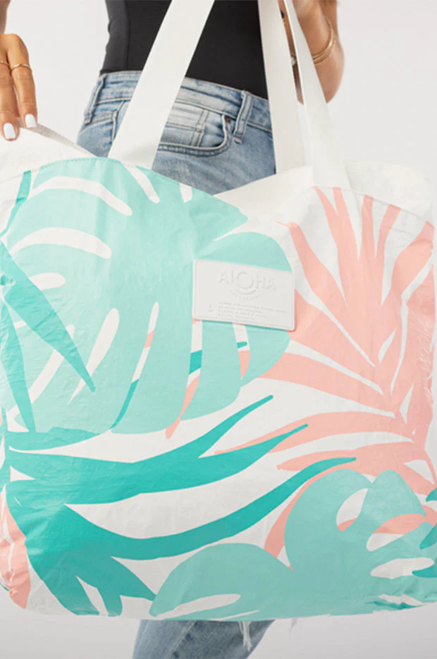 Tropics Day Tripper Bag - Image 3