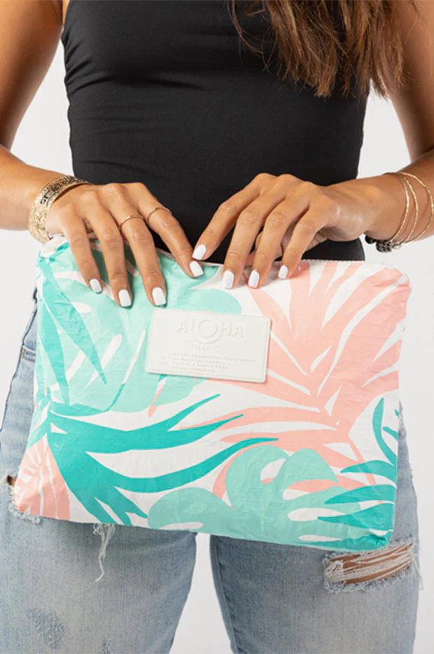 Tropics Mid Pouch - Image 2