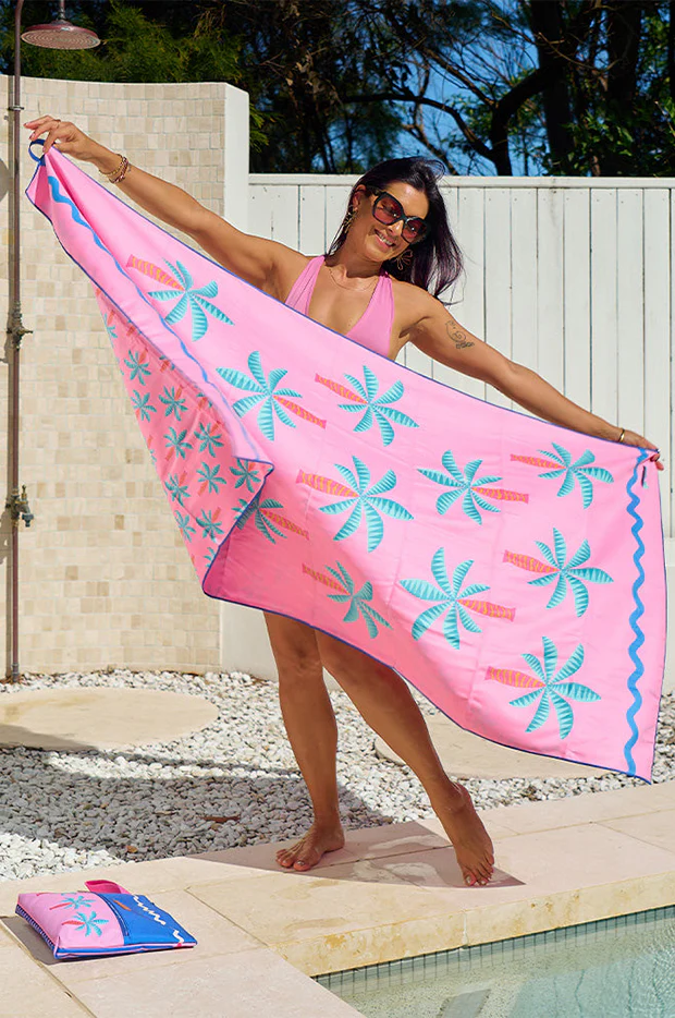Fiesta Palm Sand Free Towel