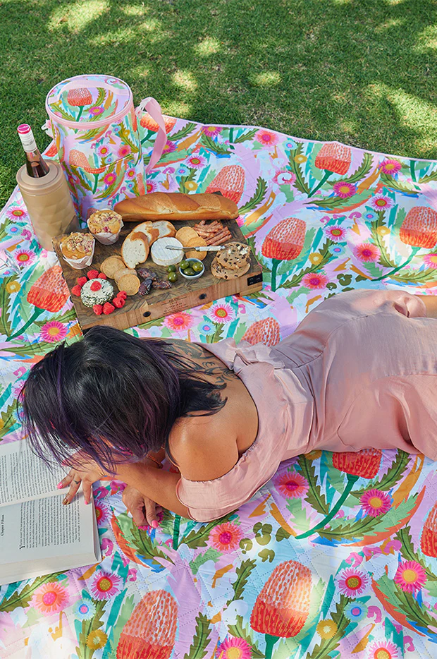 Paper Daisy Picnic Mat - Image 3