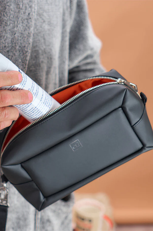 Toiletry Bag - Image 4