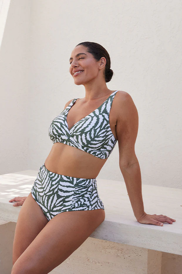 Alabastron Delacroix Cross Front Bra - Image 4