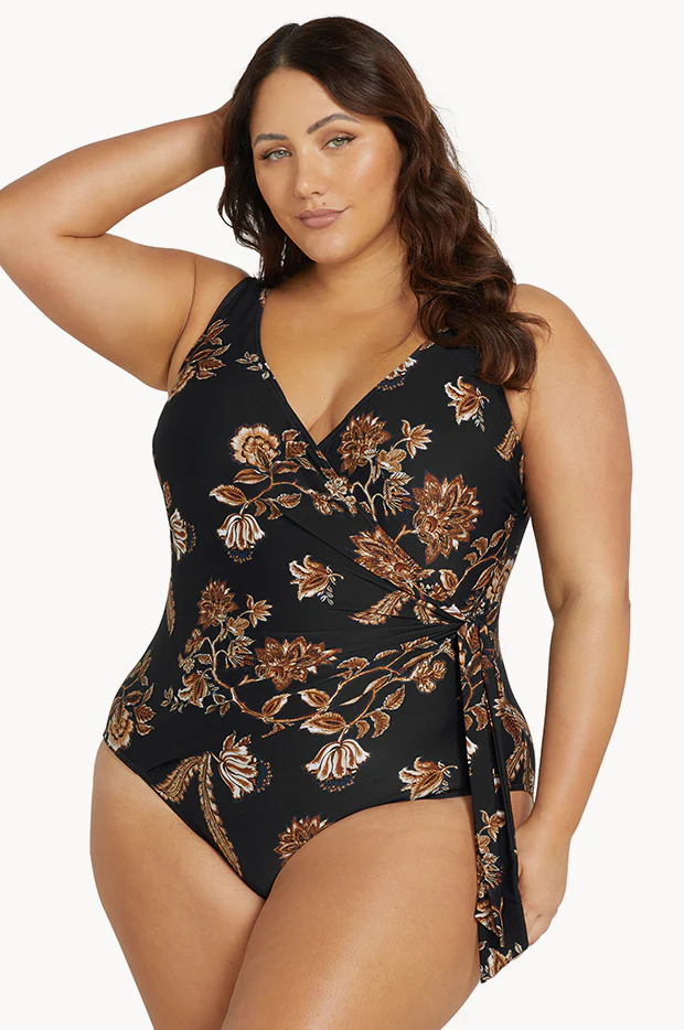 Chantique Hayes D/DD Cup One Piece