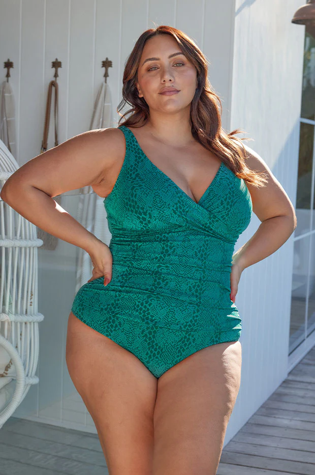 Ekhis Delacroix One Piece - Image 8