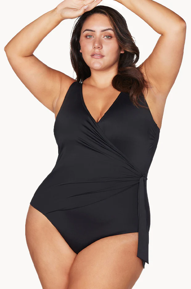 Hayes D/DD Cup One Piece - Image 4