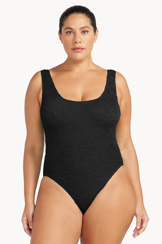 Kahlo One Piece