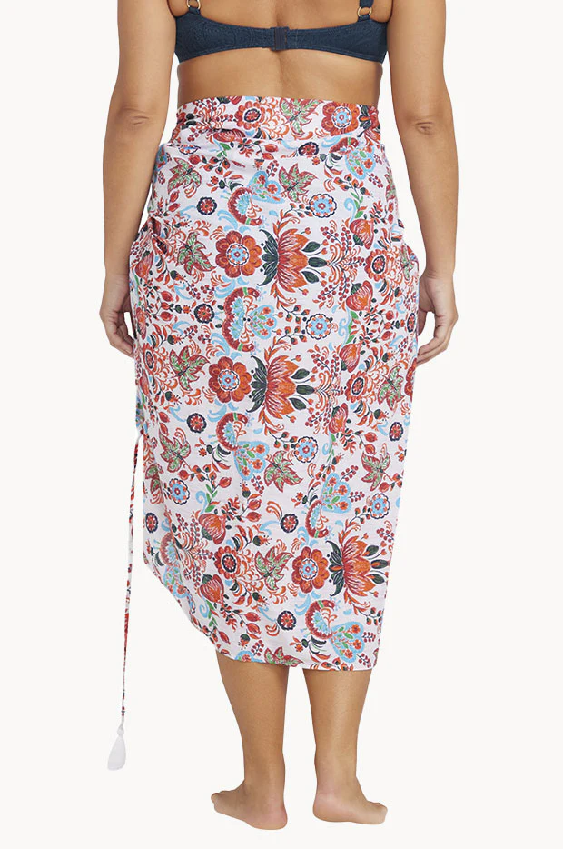Loquacious Sarong With Bag - Image 3