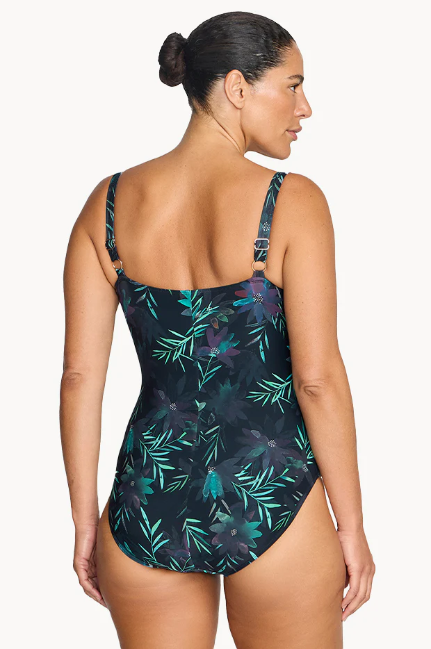 Lunafleur Hayes D/DD Cup One Piece - Image 2