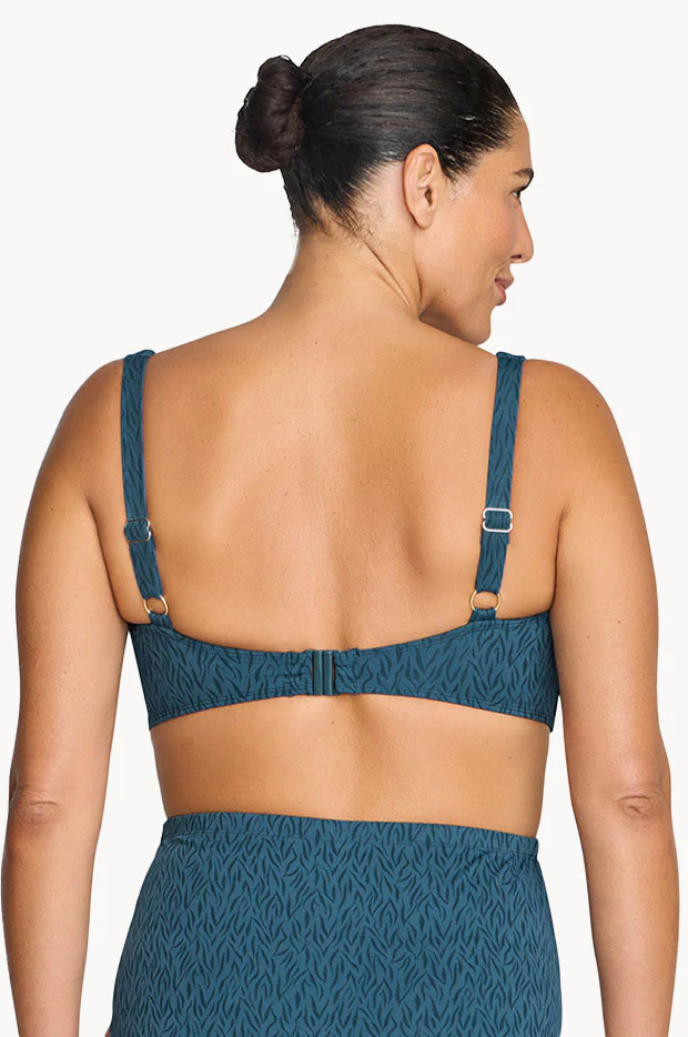 Minque Delacroix Cross Front Bra - Image 2