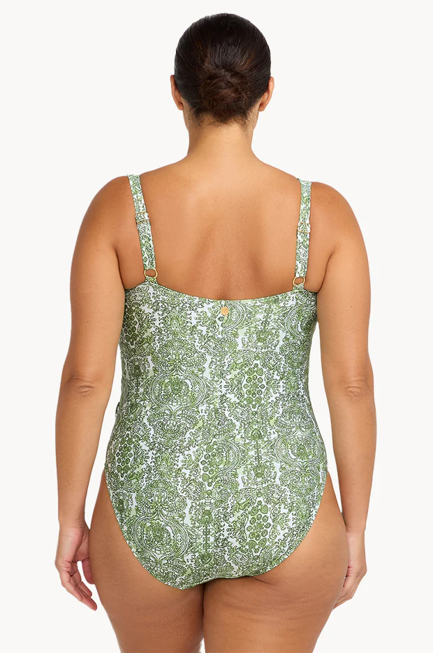 Mudlahara Rembrant One Piece - Image 3