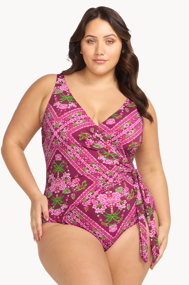 Shambala Hayes D/DD Cup One Piece - Image 2