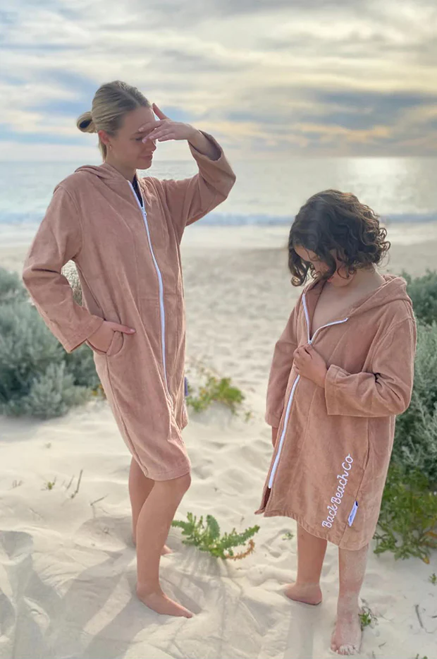 Kids Sandshell Hooded Towel Robe 5-7Y - Image 5