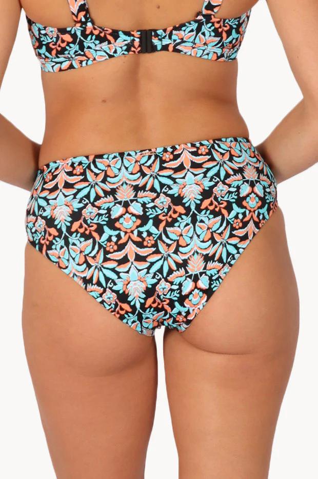 Free Spirit Mid Pant - Image 2