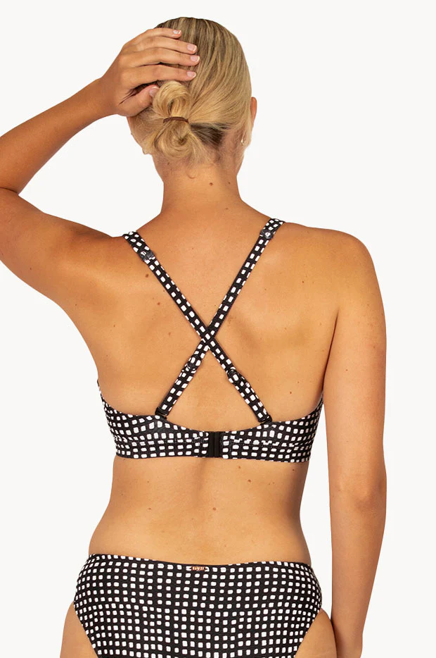 Picnic Point F Cup Wrap Bra - Image 3