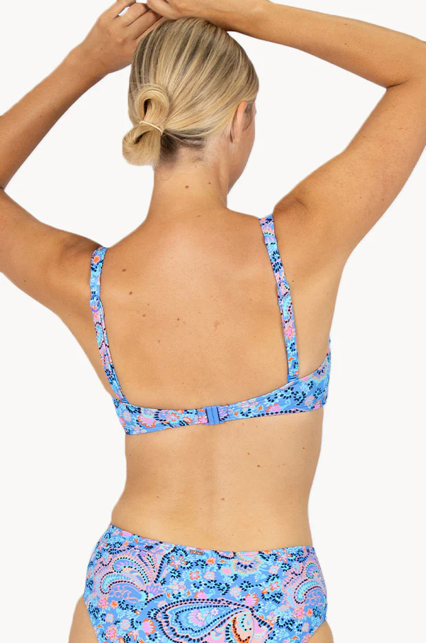 South Beach D/DD Cup Twist Bra - Image 2
