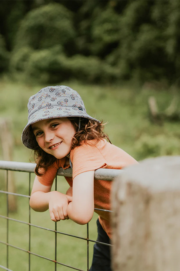 Boys Treadley Classic Bucket Hat - Image 3