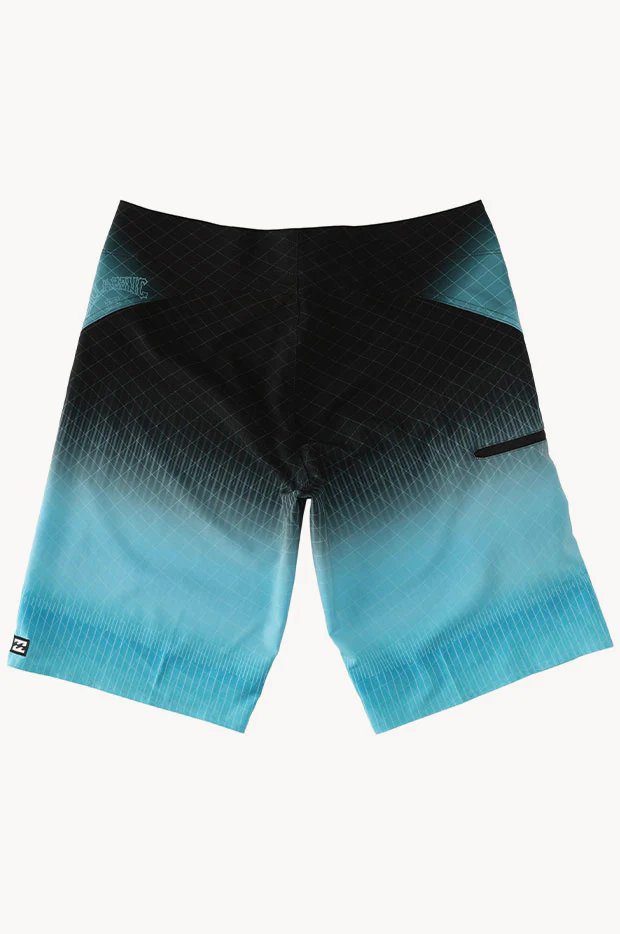 Mens Fluid Pro Boardshort - Image 3