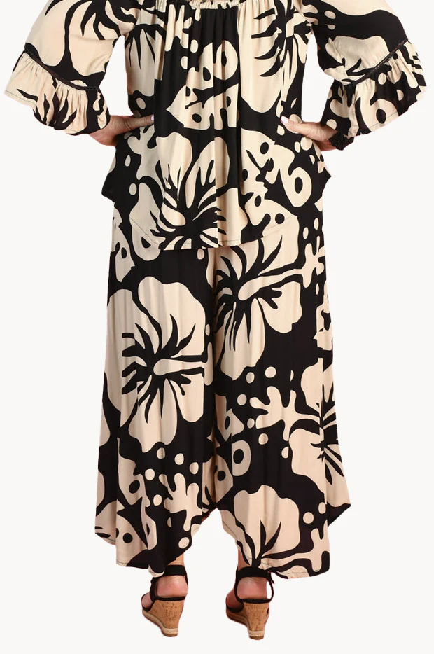 Hideaway Hibiscus Sydney Wide Leg Pant - Image 2