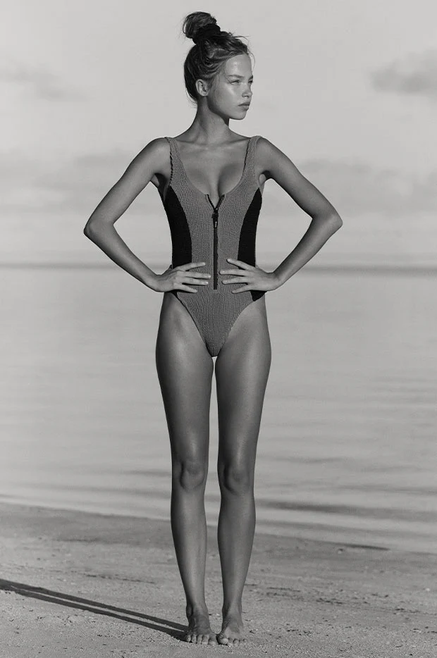 Mara Splice One Piece - Image 4