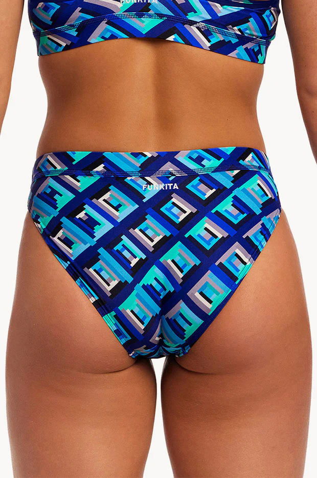 Blue Bunkers Sports Brief - Image 2