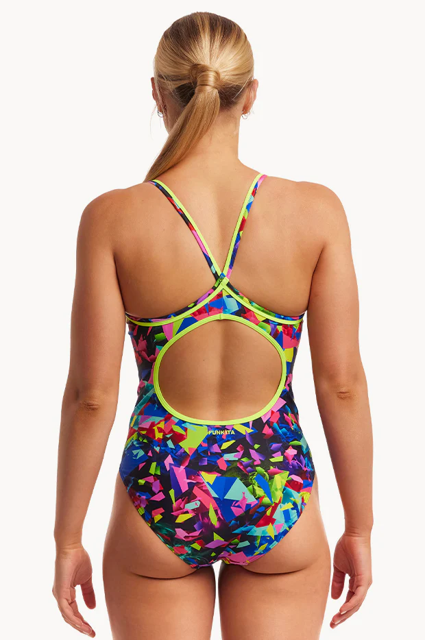Destroyer Diamond Back One Piece - Image 2