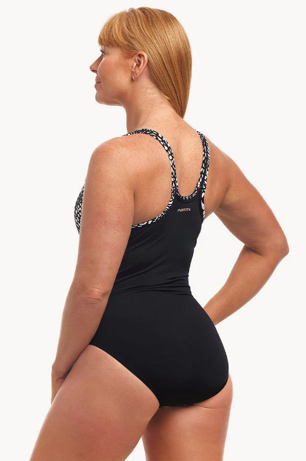 Night Hunter Locked In Lucy One Piece - Image 2