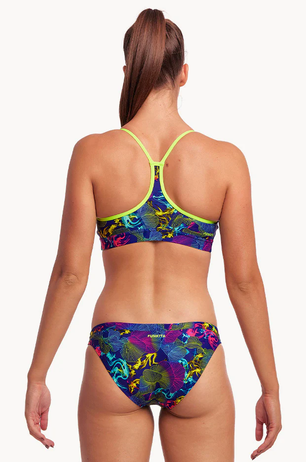 Oyster Saucy Crop Set - Image 2