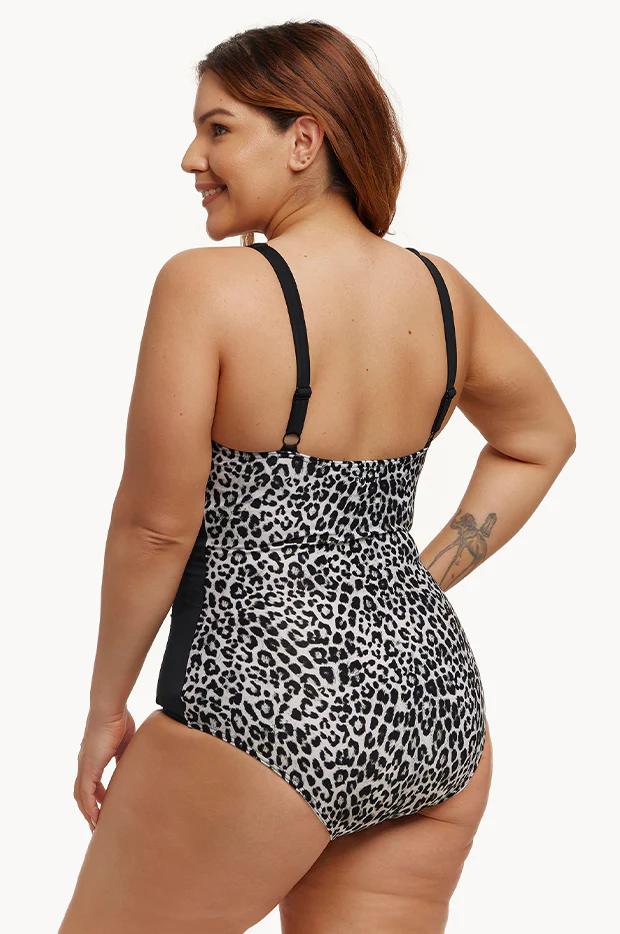 Snow White DD/E Cup Twist Front One Piece - Image 2