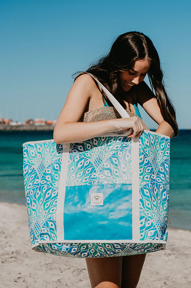 Peacock Paradise Jumbo Beach Bag - Image 3
