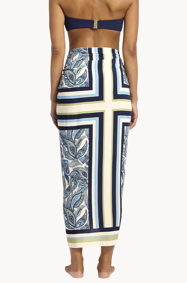 Oasis Paisley Sarong - Image 2