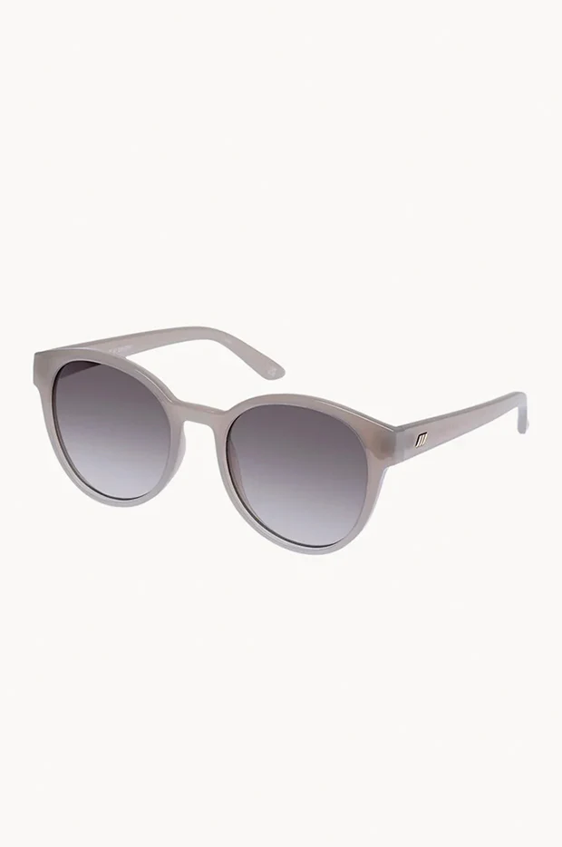 Paramount Sunglasses - Image 2
