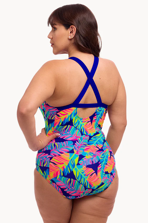 Leaving Today Brace Me Back One Piece - Image 2