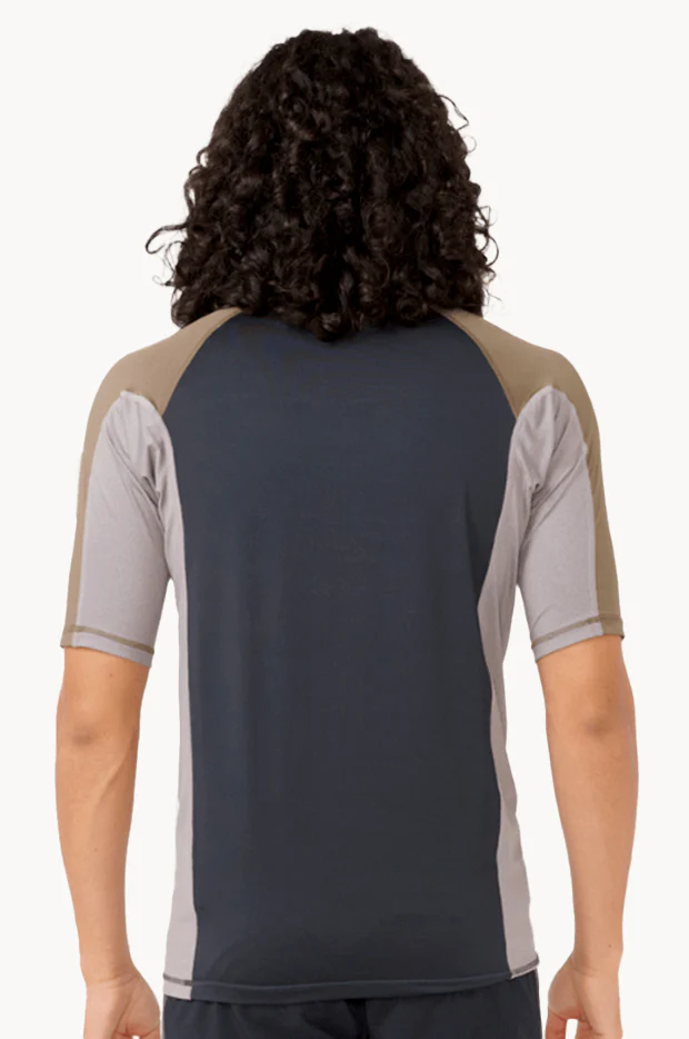 Mens Drive Short Sleeve Suntop - Image 3