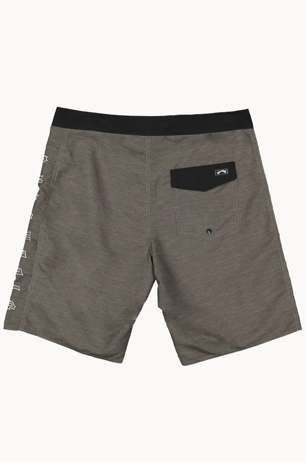Mens Shadow Cut OG Boardshort - Image 2