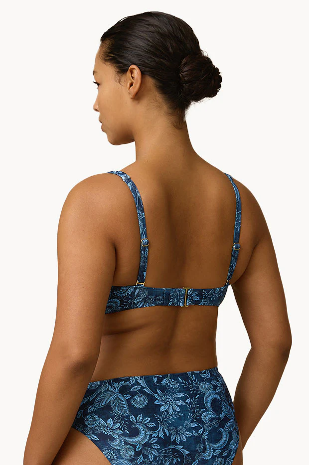 Taylor Multi Fit Twist Crop - Image 2