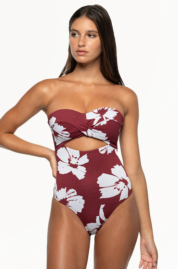 Whispering Allure Luka One Piece - Image 2