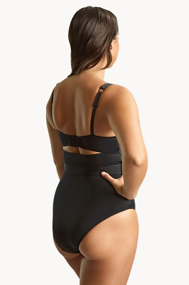 Plain Serena G Cup Square Neck One Piece - Image 3