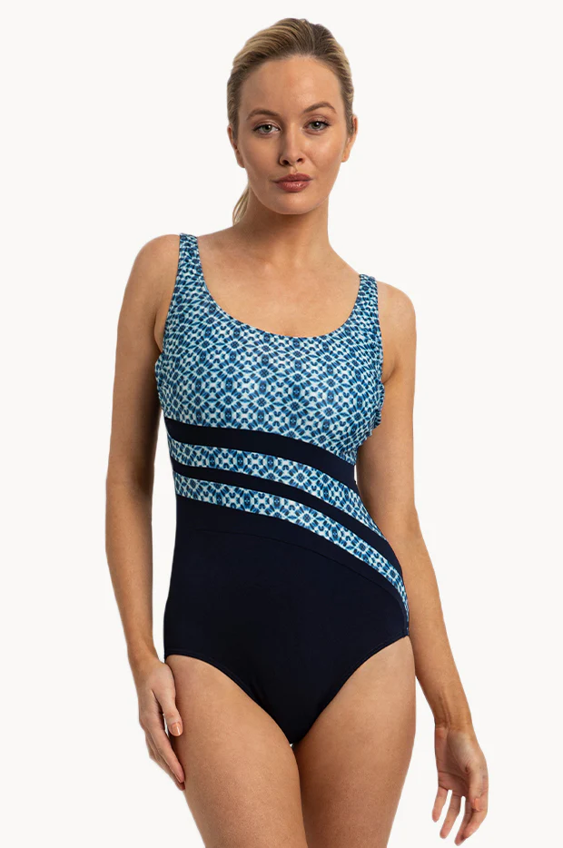 Ocean DD/E Cup Wave Spliced One Piece