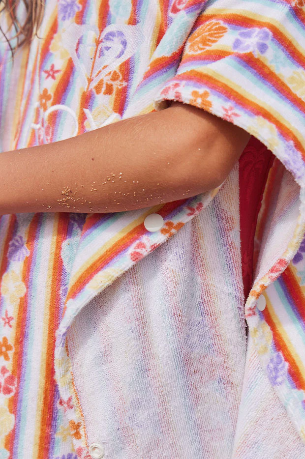 Rainbow Bay Stay Magical Hooded Towel - Image 7