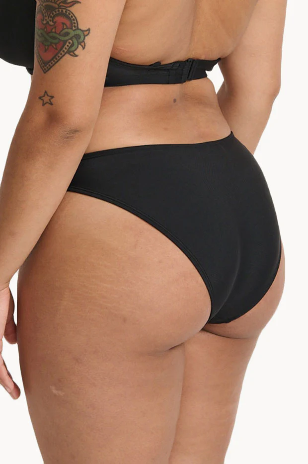 Plain 90's Brief - Image 4