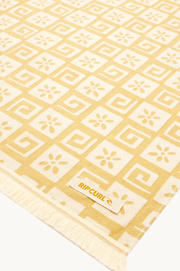 Beach Party Jacquard Towel - Image 2