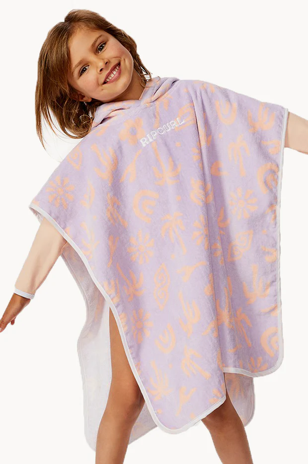 Kids Low Tide Hooded Towel - Image 5