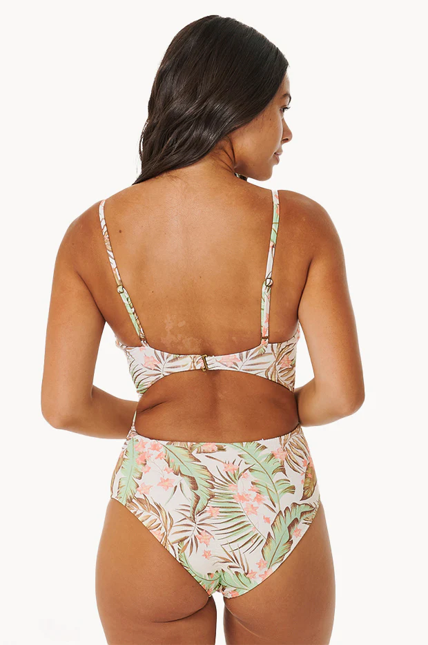 La Quinta Good One Piece - Image 2