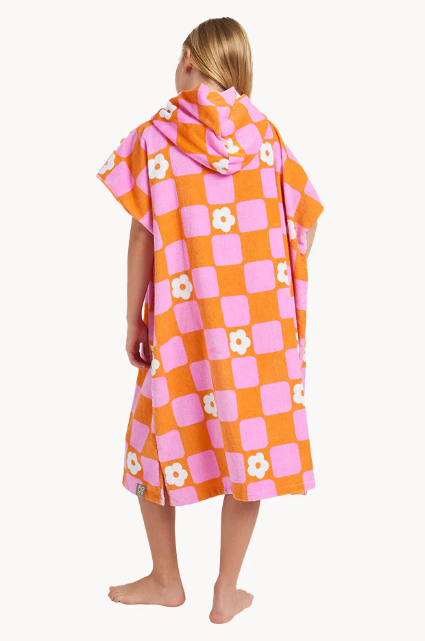 Girls Tic Tac Fleur Stay Magical Hooded Towel - Image 3