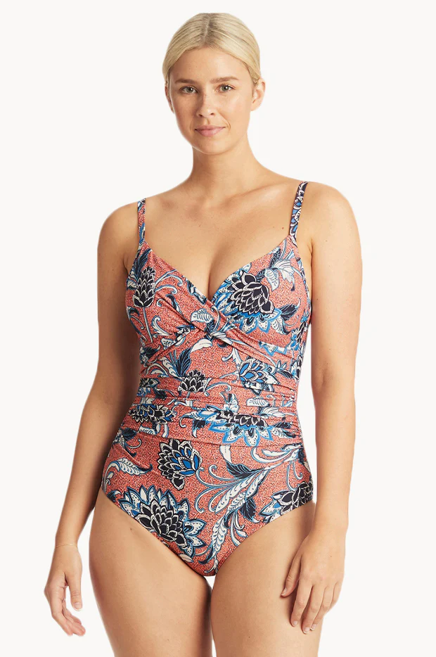 Pilgrim DD/E Cup Twist Front One Piece
